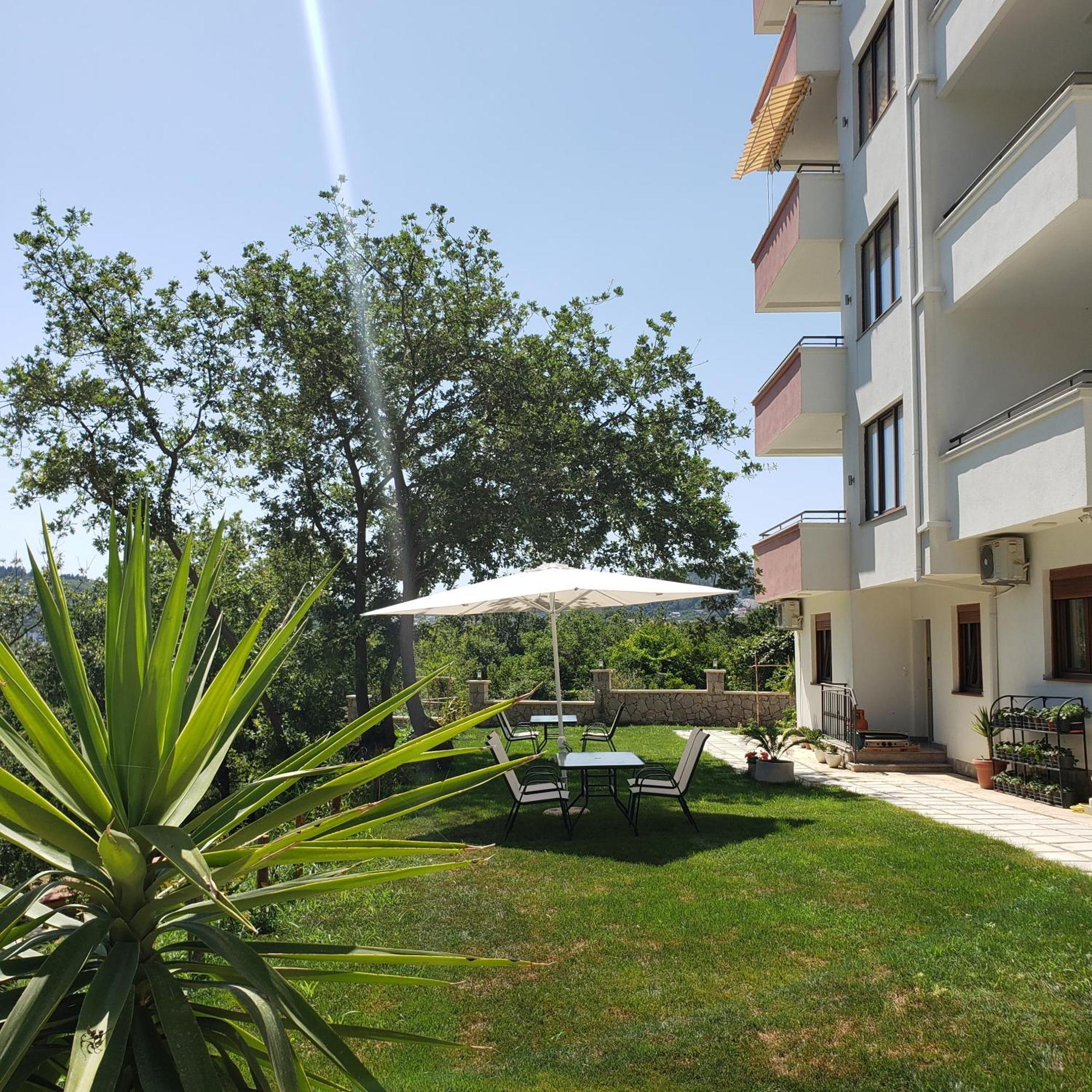 Green Hill Apartments Ulcinj Phòng bức ảnh